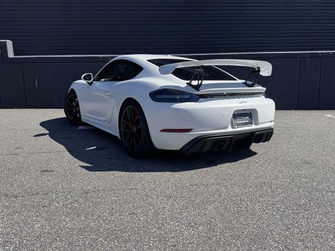 Certified 2022 Porsche 718 Cayman GT4 image 3