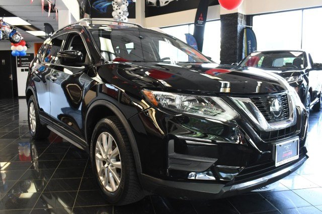 Used 2019 Nissan Rogue SV AWD/4WD image 3
