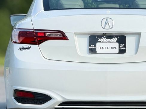 Used 2017 Acura ILX FWD image 16