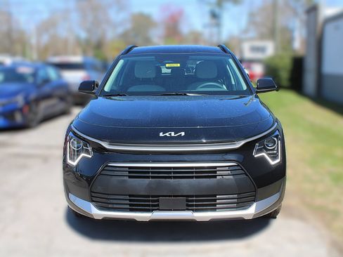 New 2026 Kia Niro EX FWD image 16