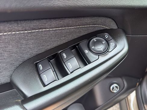 Used 2022 Chevrolet TrailBlazer ACTIV w/ Sun and Liftgate Package FWD image 13
