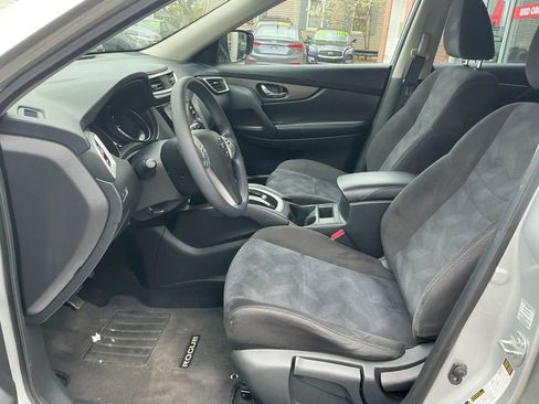 Used 2015 Nissan Rogue S AWD/4WD image 11