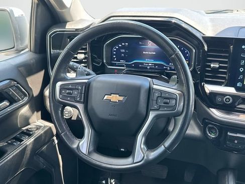 Used 2023 Chevrolet Silverado 1500 LTZ AWD/4WD image 7