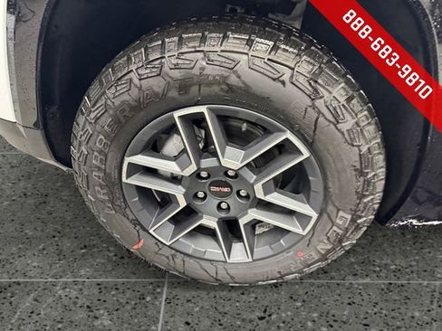 New 2026 GMC Terrain AT4 image 25