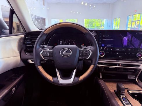 Certified 2024 Lexus RX 350 Premium image 18