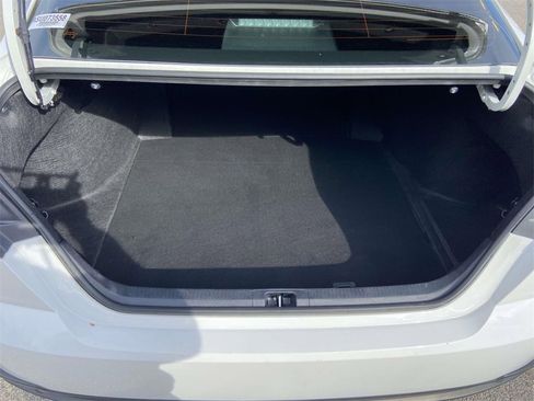 Used 2025 Toyota Camry SE w/ Multimedia Upgrade Package image 9