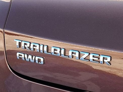 Certified 2022 Chevrolet TrailBlazer LT w/ Convenience Package image 30