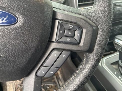 Used 2015 Ford F150 XLT w/ Equipment Group 302A Luxury image 21