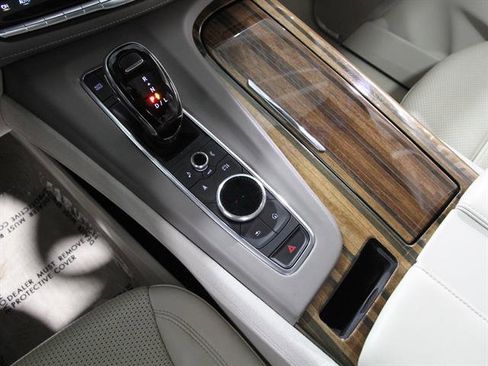 Used 2021 Cadillac Escalade Sport Platinum image 16