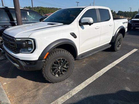 Used 2025 Ford Ranger Raptor AWD/4WD image 2