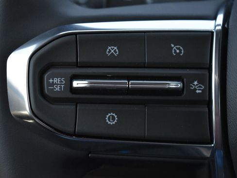 New 2026 GMC Acadia Elevation image 21