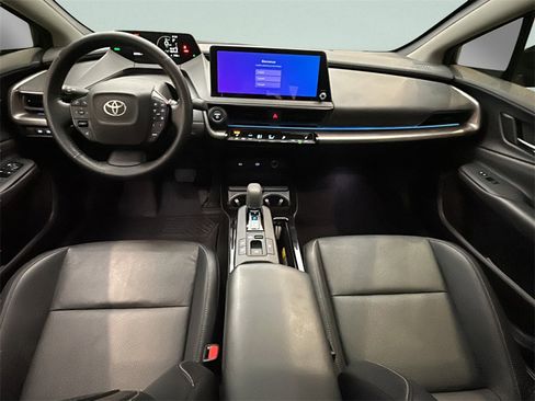 Used 2024 Toyota Prius XLE image 13