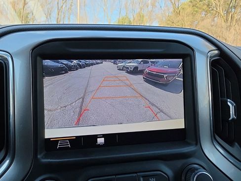 Certified 2019 Chevrolet Silverado 1500 RST image 18