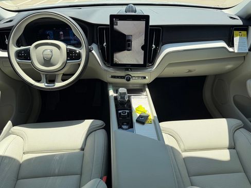 New 2026 Volvo XC60 T8 Ultra w/ Protection Package Premier AWD/4WD image 9