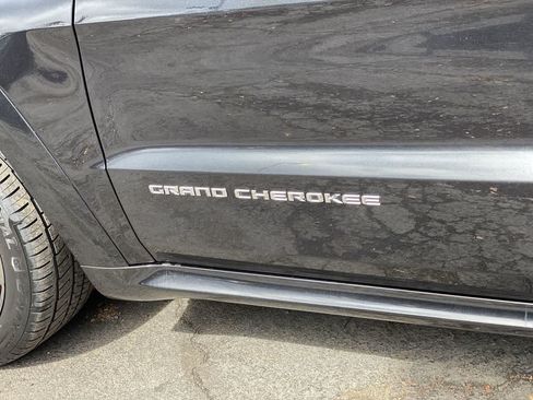Used 2015 Jeep Grand Cherokee SRT w/ Luxury Group II AWD/4WD image 10