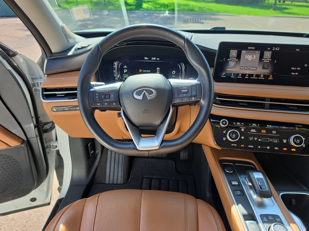 Used 2023 INFINITI QX60 Sensory w/ Vision Package AWD/4WD image 15