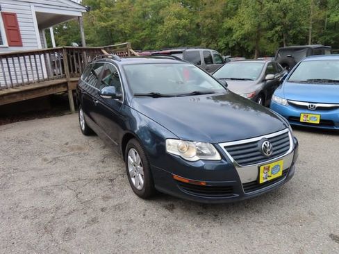 Used 2007 Volkswagen Passat 2.0T image 4