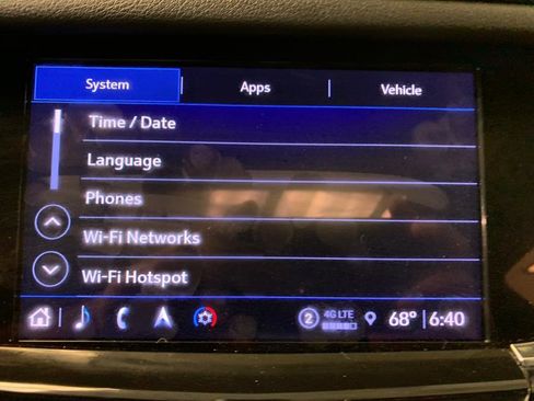 Used 2022 Cadillac XT6 Premium Luxury image 32