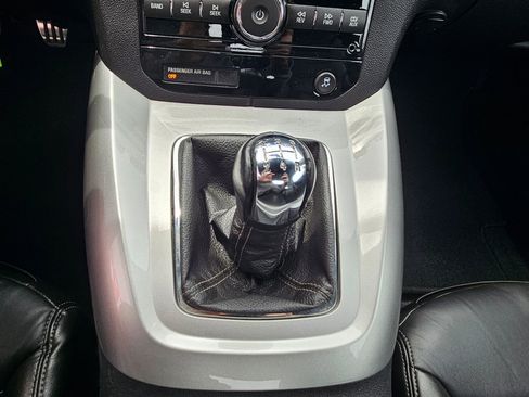 Used 2008 Saturn Sky w/ Premium Trim Package RWD image 12