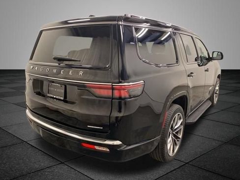 Used 2023 Jeep Wagoneer Series II w/ Premium Group I AWD/4WD image 6