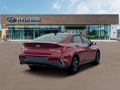 New 2026 Hyundai Elantra SEL Sport Premium FWD image 8