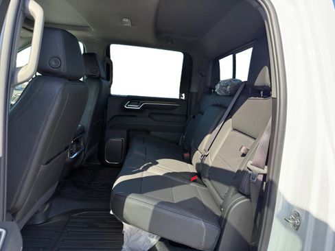 New 2026 GMC Sierra 2500 Denali w/ Denali Reserve Package image 16