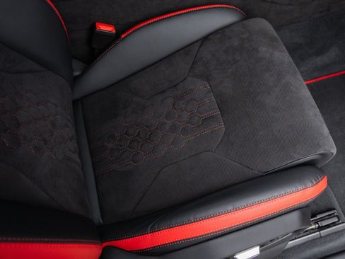 Used 2024 Lamborghini Urus S AWD/4WD image 45