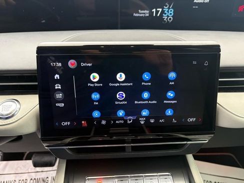 Used 2024 Lincoln Nautilus Reserve image 20