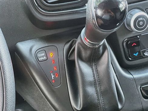 Used 2023 RAM ProMaster 2500 FWD image 16