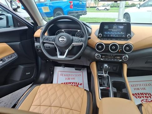 Used 2024 Nissan Sentra SV w/ SV Premium Package FWD image 10