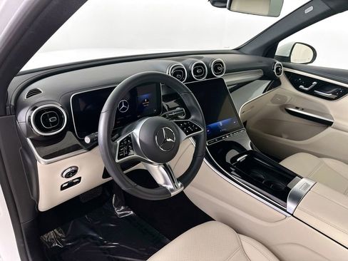 Certified 2023 Mercedes-Benz GLC 300 4MATIC image 9