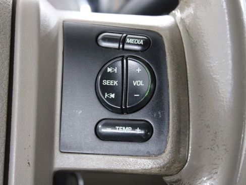 Used 2008 Ford F250 Lariat image 26