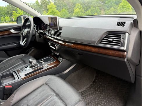 Used 2018 Audi Q5 2.0T Premium Plus w/ Premium Plus Package AWD/4WD image 24