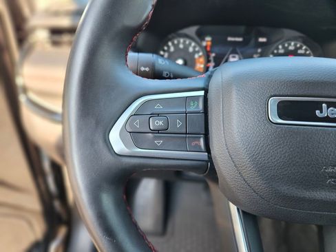 Used 2022 Jeep Compass Trailhawk w/ Trailhawk Convenience Group image 27