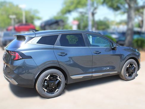 New 2026 Kia Sportage EX FWD image 6