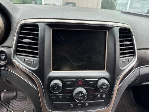 Used 2014 Jeep Grand Cherokee Limited w/ Trailer Tow Group IV AWD/4WD image 20