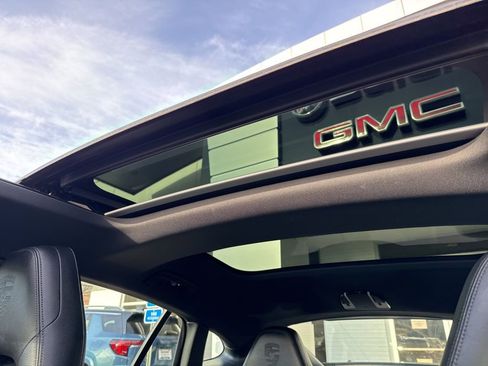 Used 2022 Porsche Panamera 4 Platinum Edition image 44