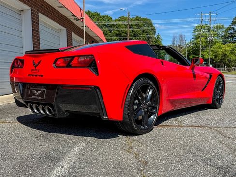 Used 2019 Chevrolet Corvette Stingray Coupe w/ Carbon Flash Badge Package RWD image 35