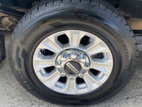 Used 2020 Ford F250 XLT image 31