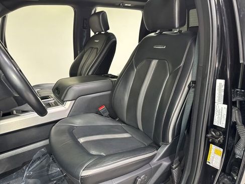 Used 2019 Ford F150 Platinum w/ Equipment Group 701A Luxury AWD/4WD image 16