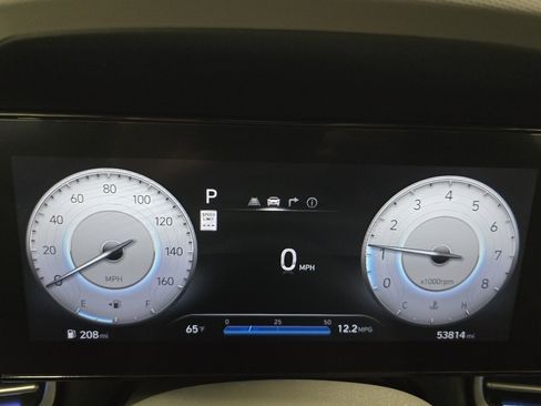 Used 2024 Hyundai Elantra SEL image 24