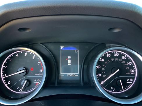 Used 2022 Toyota Camry LE FWD image 26