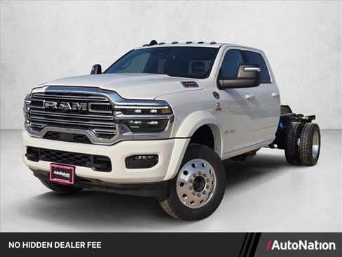 New 2026 RAM 4500 4x4 Crew Cab DRW w/ Laramie Trim Package image 1