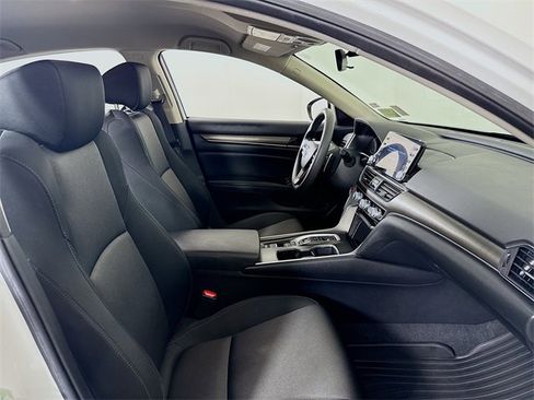 Used 2022 Honda Accord Hybrid image 25