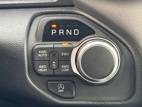 Used 2025 RAM 1500 Lone Star image 14