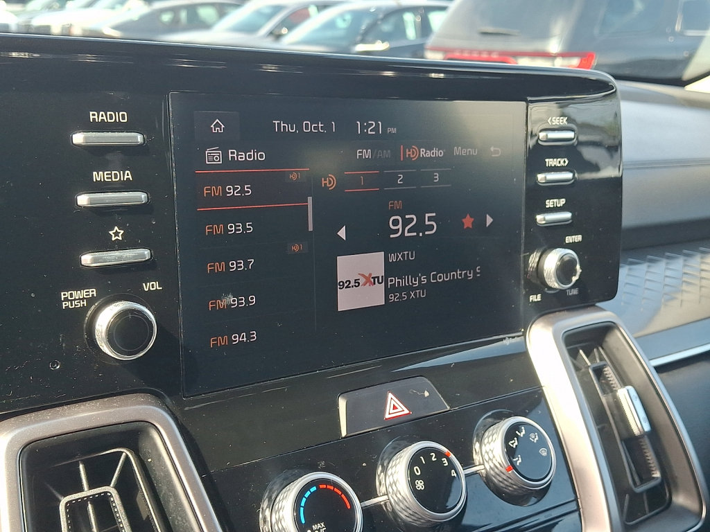Used 2023 Kia Sorento LX FWD image 27