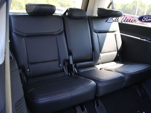 New 2025 Ford Expedition Max Platinum image 10