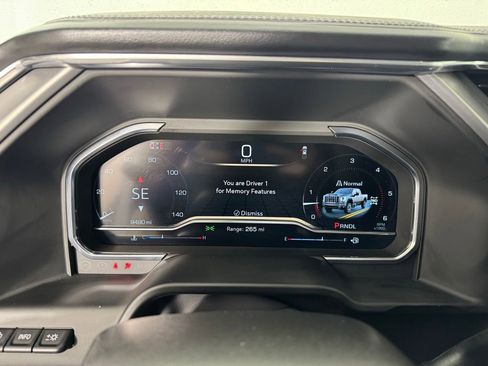 Used 2025 GMC Sierra 2500 Denali w/ Technology Package image 23