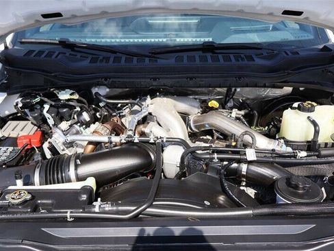 Used 2025 Ford F350 Platinum AWD/4WD image 11