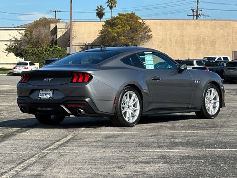 Certified 2025 Ford Mustang GT Premium image 4
